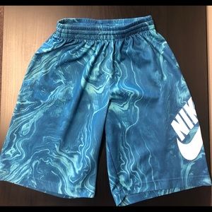 Boys Nike SB shorts